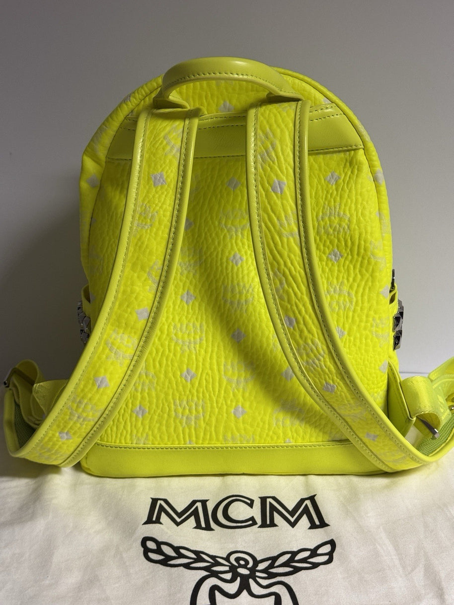MCM Stark Rucksack + Portemonnaie Visetos Neon Gelb