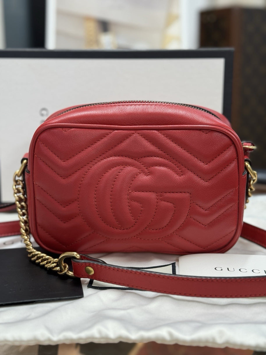 Gucci GG Marmont Mini-Kameratasche Schultertasche Leder Rot/Gold 448065