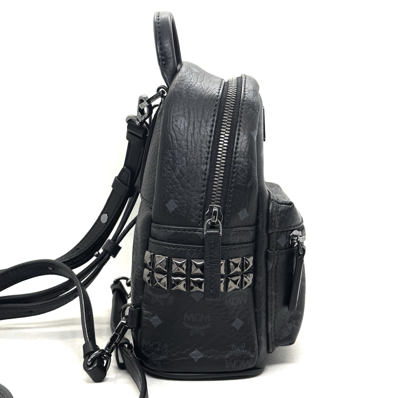 MCM Stark Rucksack Mini Backpack Bebe Boo Schwarz mit seitlichen Nieten
