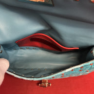 Valentino Garavani small Rockstud Umhängetasche Türkisblau Samt/Velours & Gold