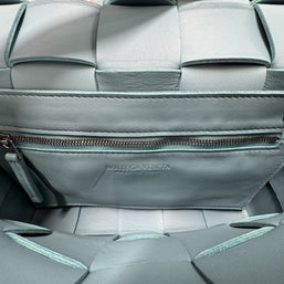 Bottega Veneta Cassette Intreccio Leder Linoleum Türkis Blau