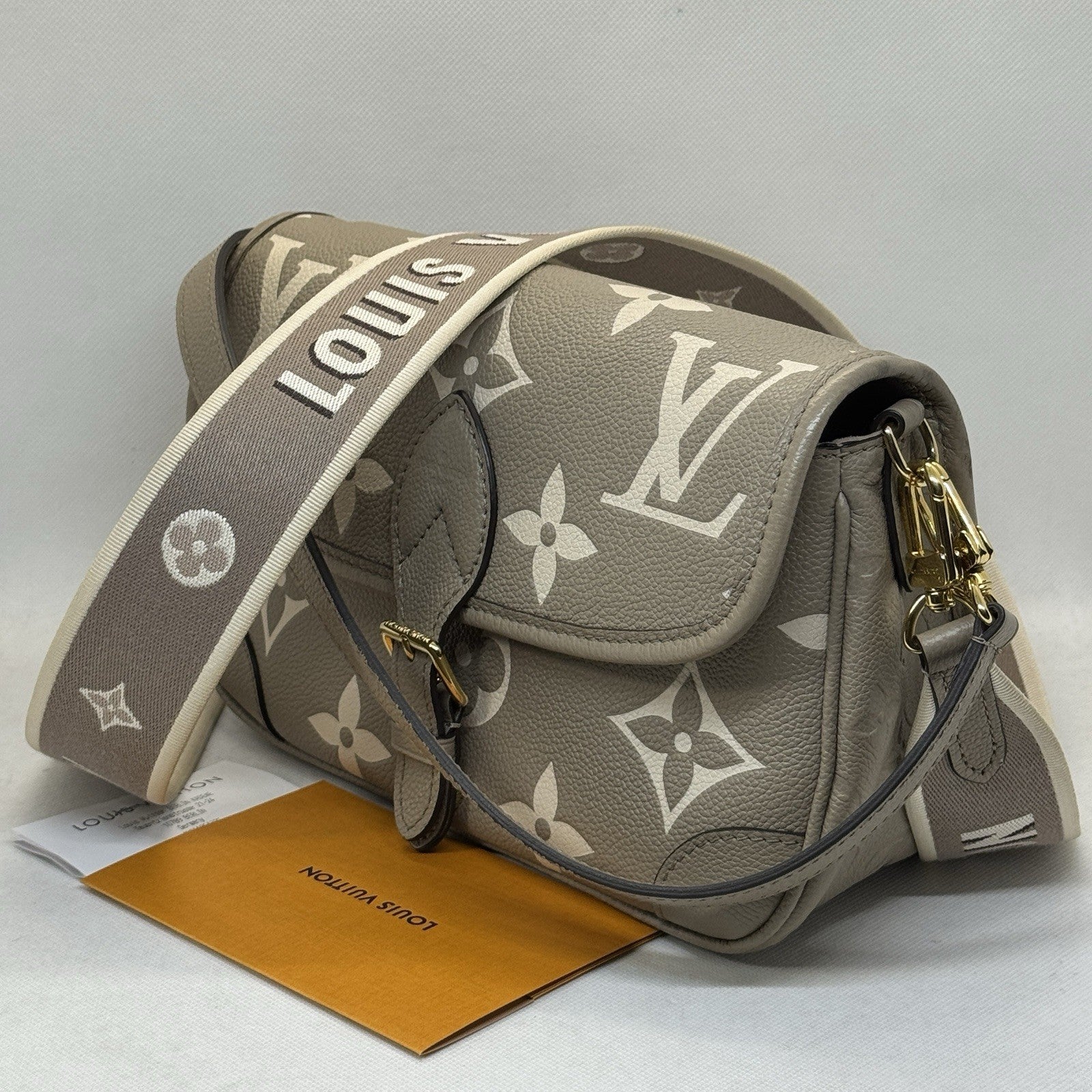 Louis Vuitton Diane 2024 Monogram Empreinte Tourterelle / Beige M46583