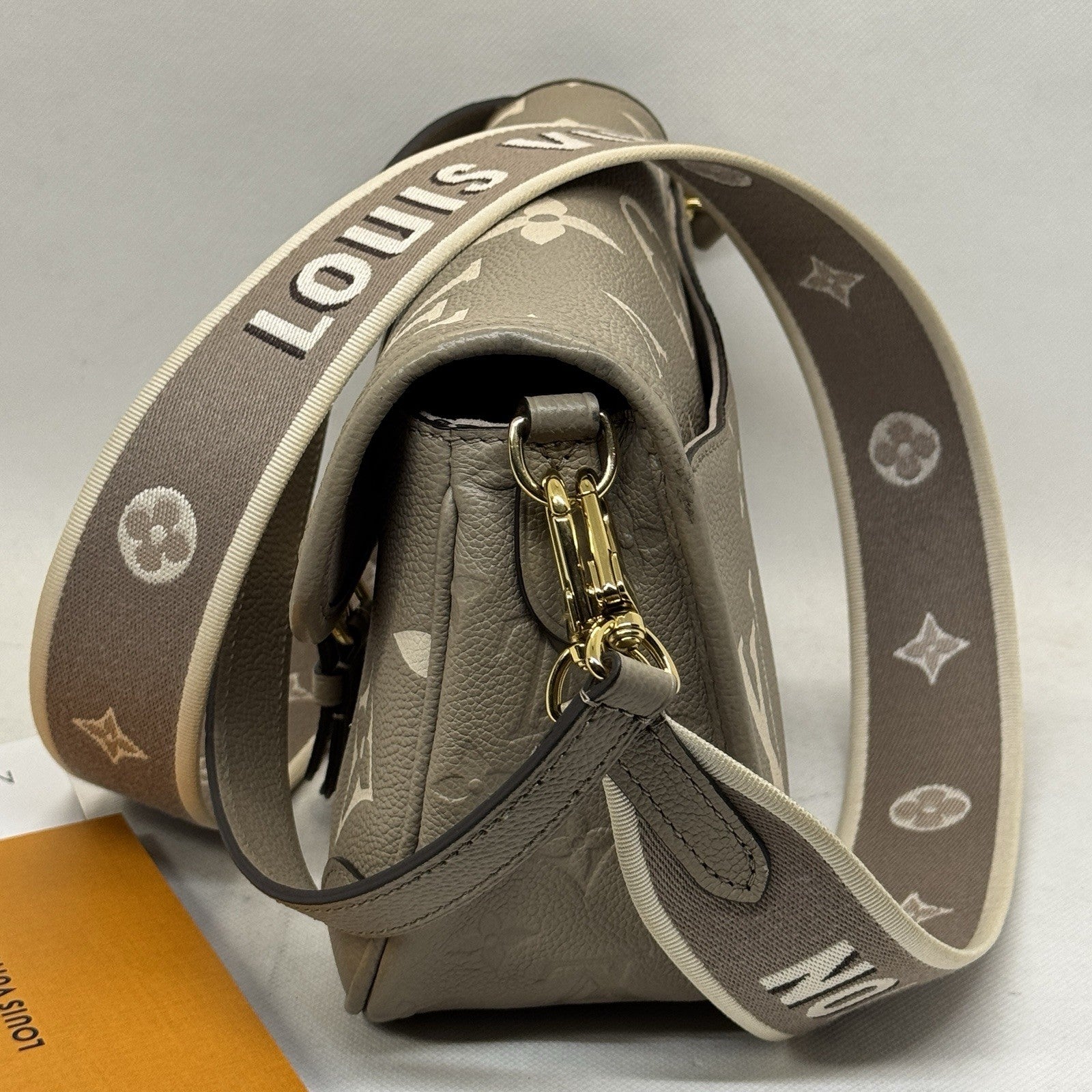 Louis Vuitton Diane 2024 Monogram Empreinte Tourterelle / Beige M46583