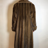 Wunderschöner langer Nerzmantel braun CANADA MAJESTIC MINK Gr. 40/42 Damen