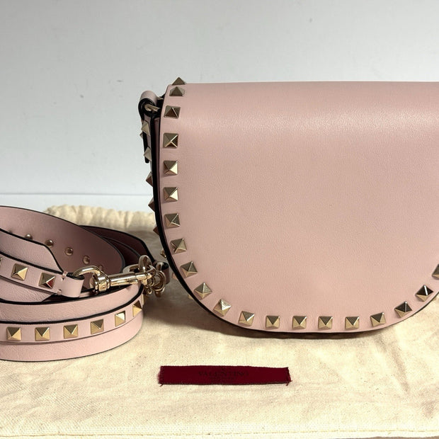 Valentino Garavani Ruckstud Saddle Umhängetasche Rosa Glattleder