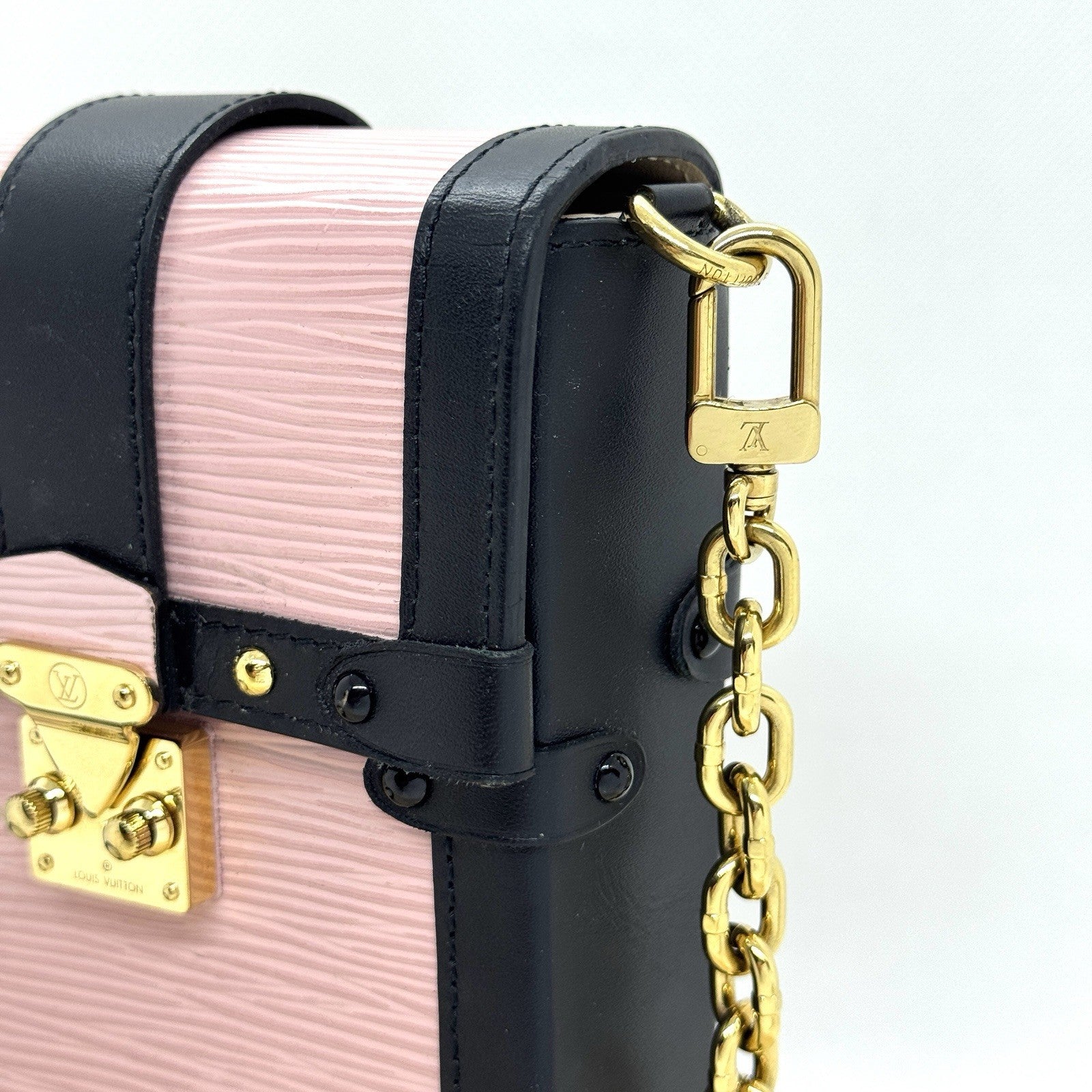 Louis Vuitton Pochette Trunk Vertical Schwarz & Rose Ballerine Epi Umhängetasche