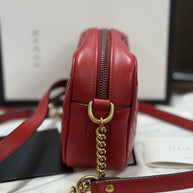 Gucci GG Marmont Mini-Kameratasche Schultertasche Leder Rot/Gold 448065