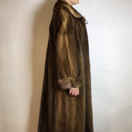 Wunderschöner langer Nerzmantel braun CANADA MAJESTIC MINK Gr. 40/42 Damen