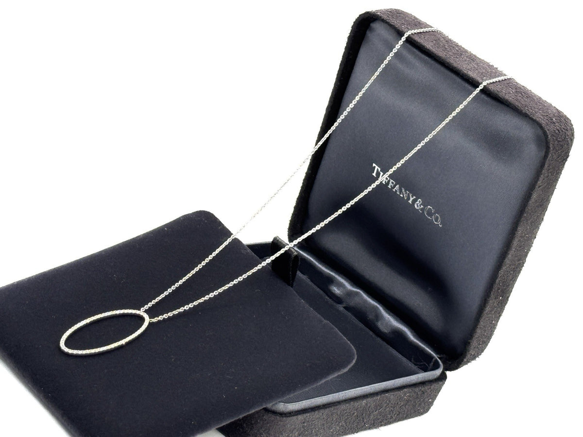 Tiffany & Co. Metro Halskette mit Oval Brillant Anhänger 750er Weißgold Collier