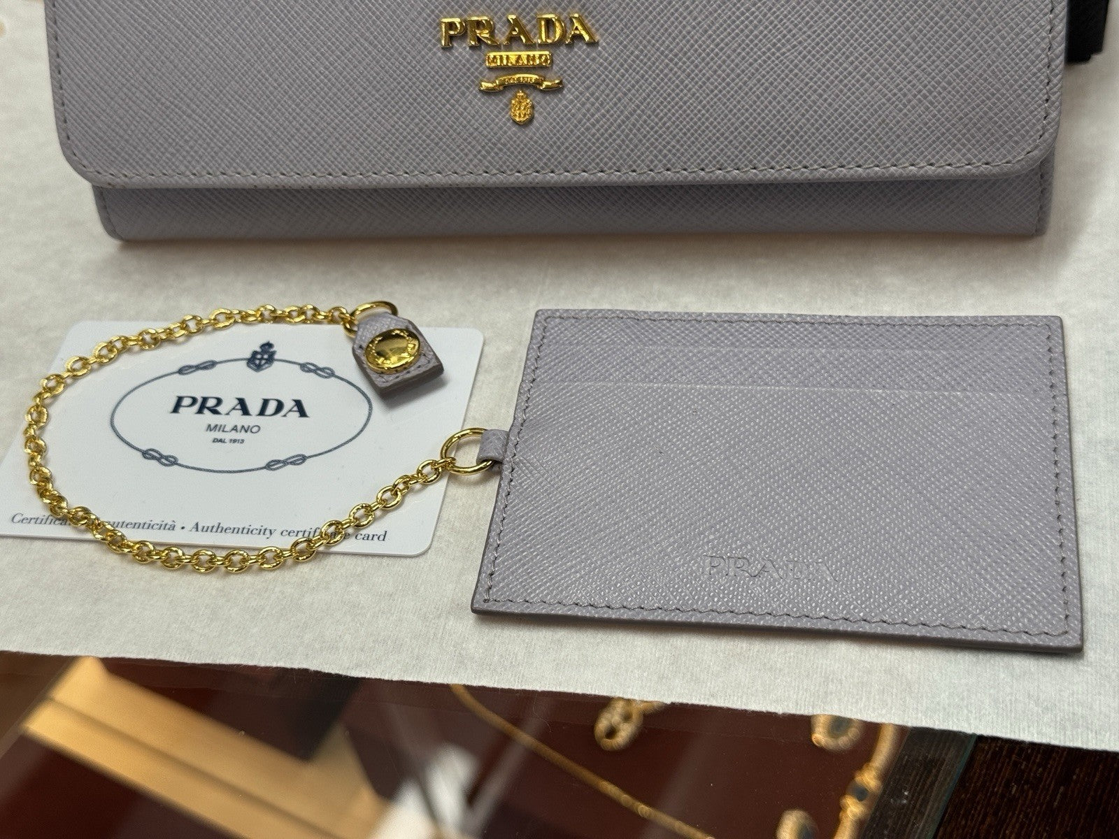 Prada 1MH132 große Geldbörse Portemonnaie Saffiano Metal Leder Violett Glicine