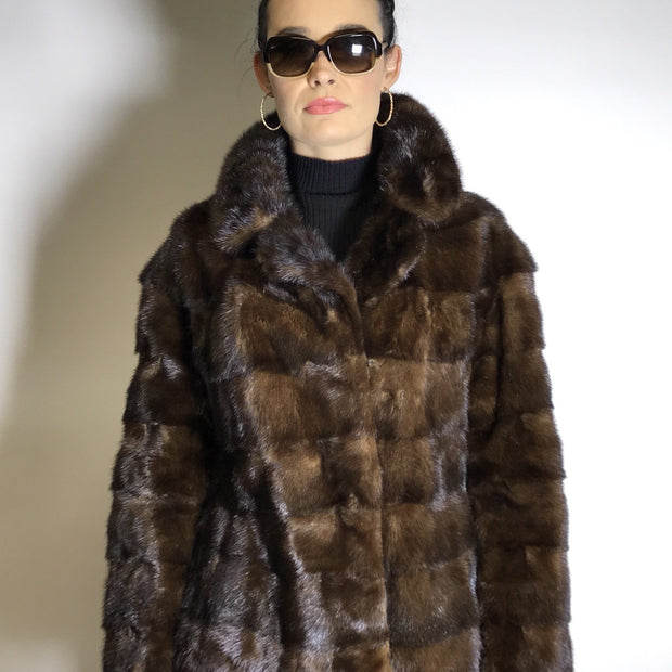 Schöne Nerzjacke Querschnitt, dunkelbraun vom Kürschner Gr. 34-36 Damen