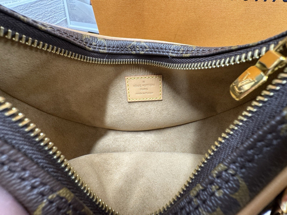 Louis Vuitton M81098 Loop PM Monogram Umhängetasche