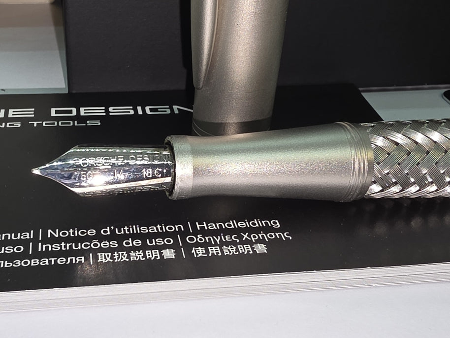 Porsche Design Writing Tools P3100 Fountain Pen M Nib Füllfederhalter