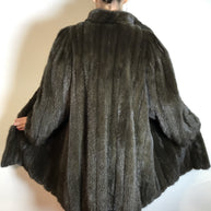 Ausgefallene Nerzjacke grau Sonderanfertigung vom Kürschner Gr. 38/40 Damen