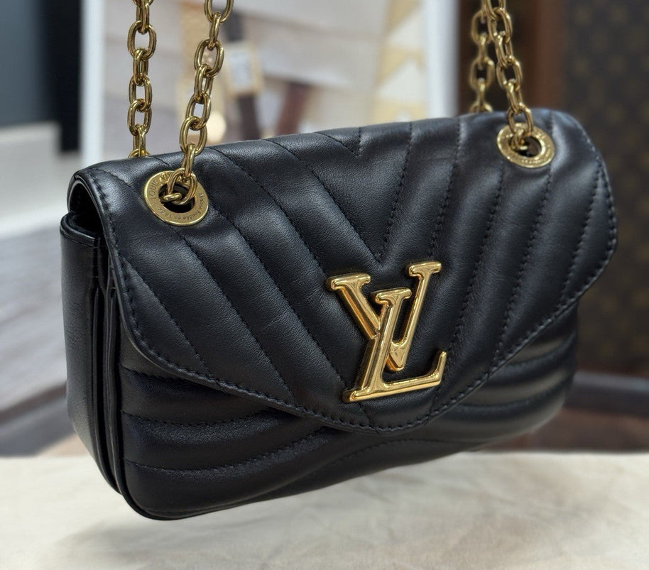Louis Vuitton New Wave Chain PM Umhängetasche Leder Schwarz Gold M20687