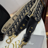 Große Dior Bobby Umhängetasche Genarbtes Kalbsleder Schwarz Dior Oblique Blau