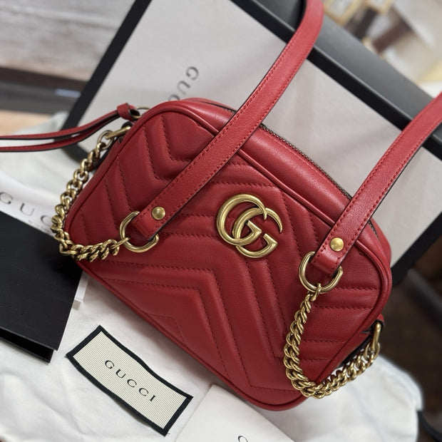 Gucci GG Marmont Mini-Kameratasche Schultertasche Leder Rot/Gold 448065