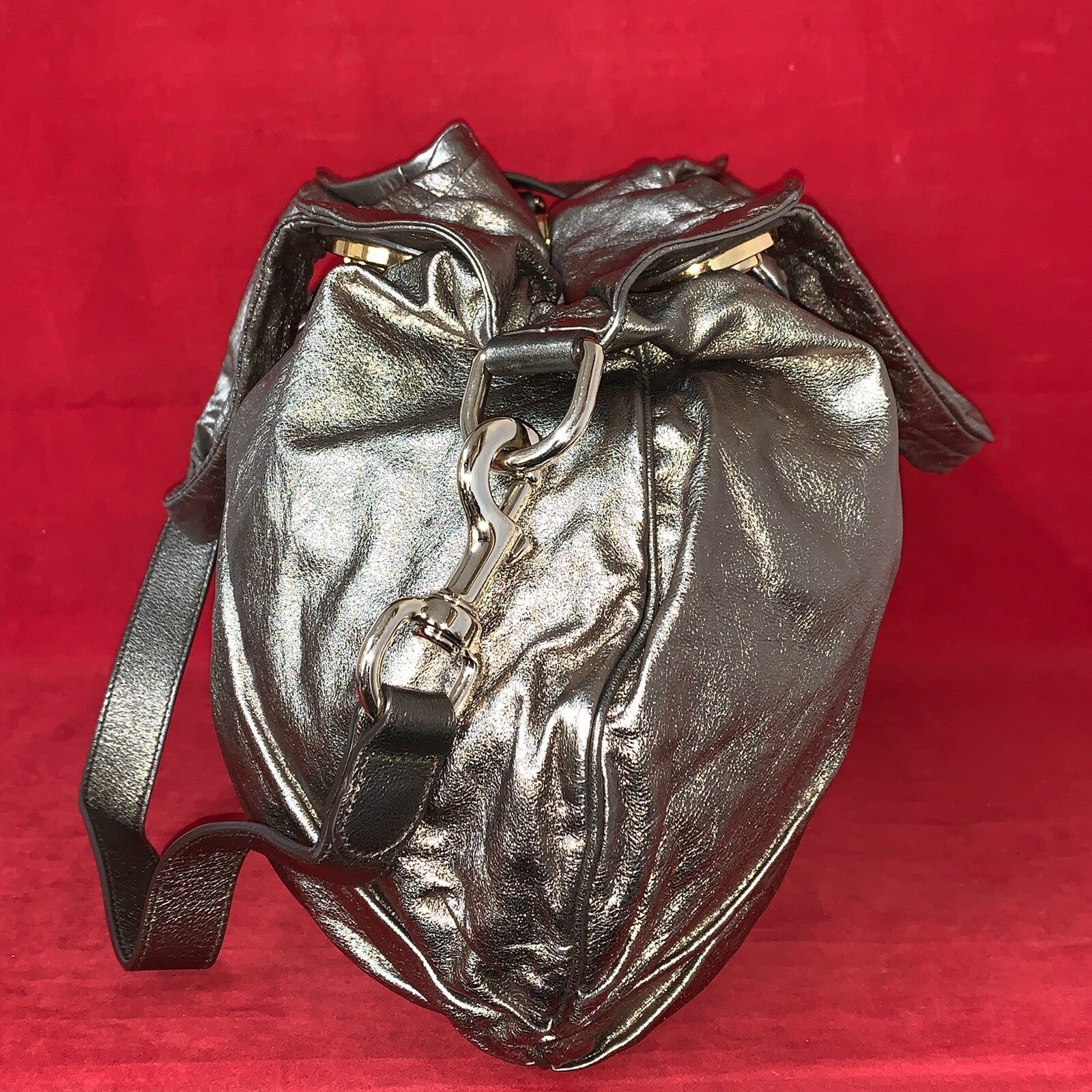 Gucci Hysteria Medium Damen Handtasche Silbergrau Schultertasche NP. 1.790€!