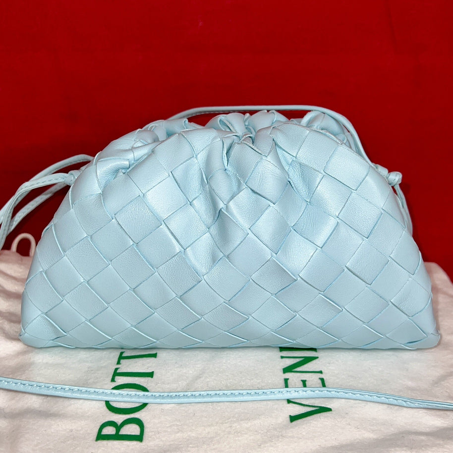 Bottega Veneta Teen Pouch Pale Blue Babyblau Damen Umhängetasche 2023