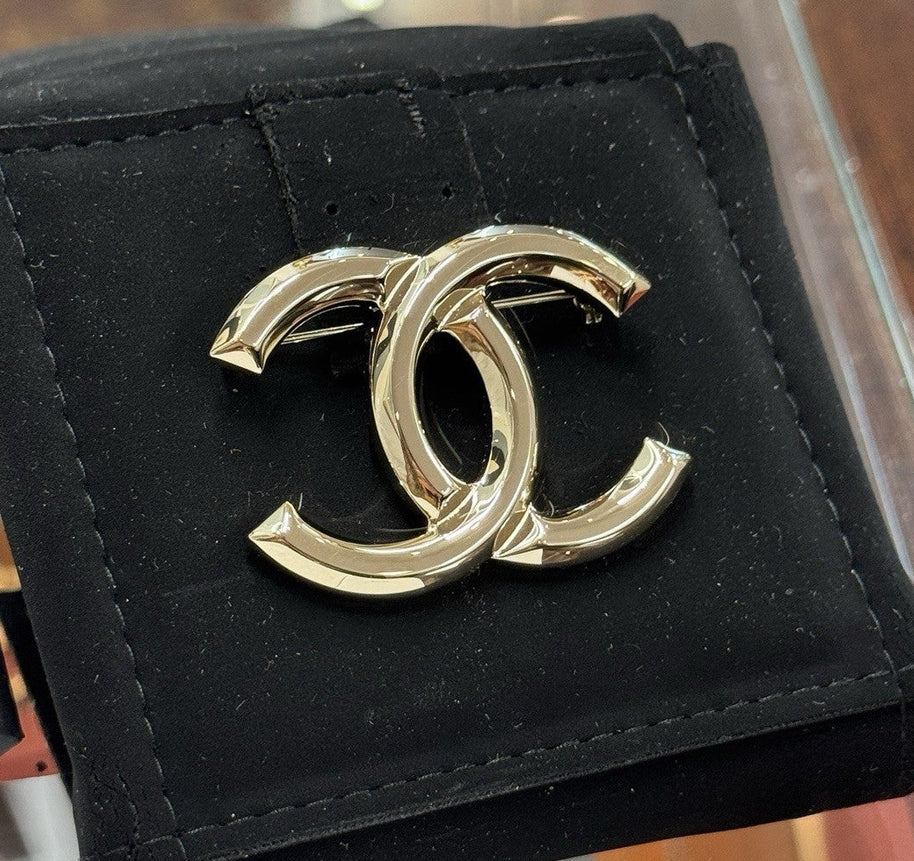Chanel Brosche A96499