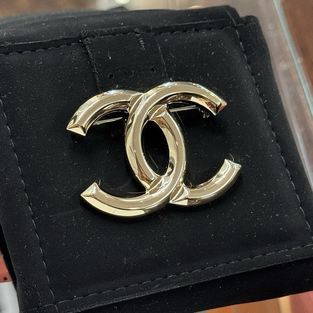 Chanel Brosche A96499