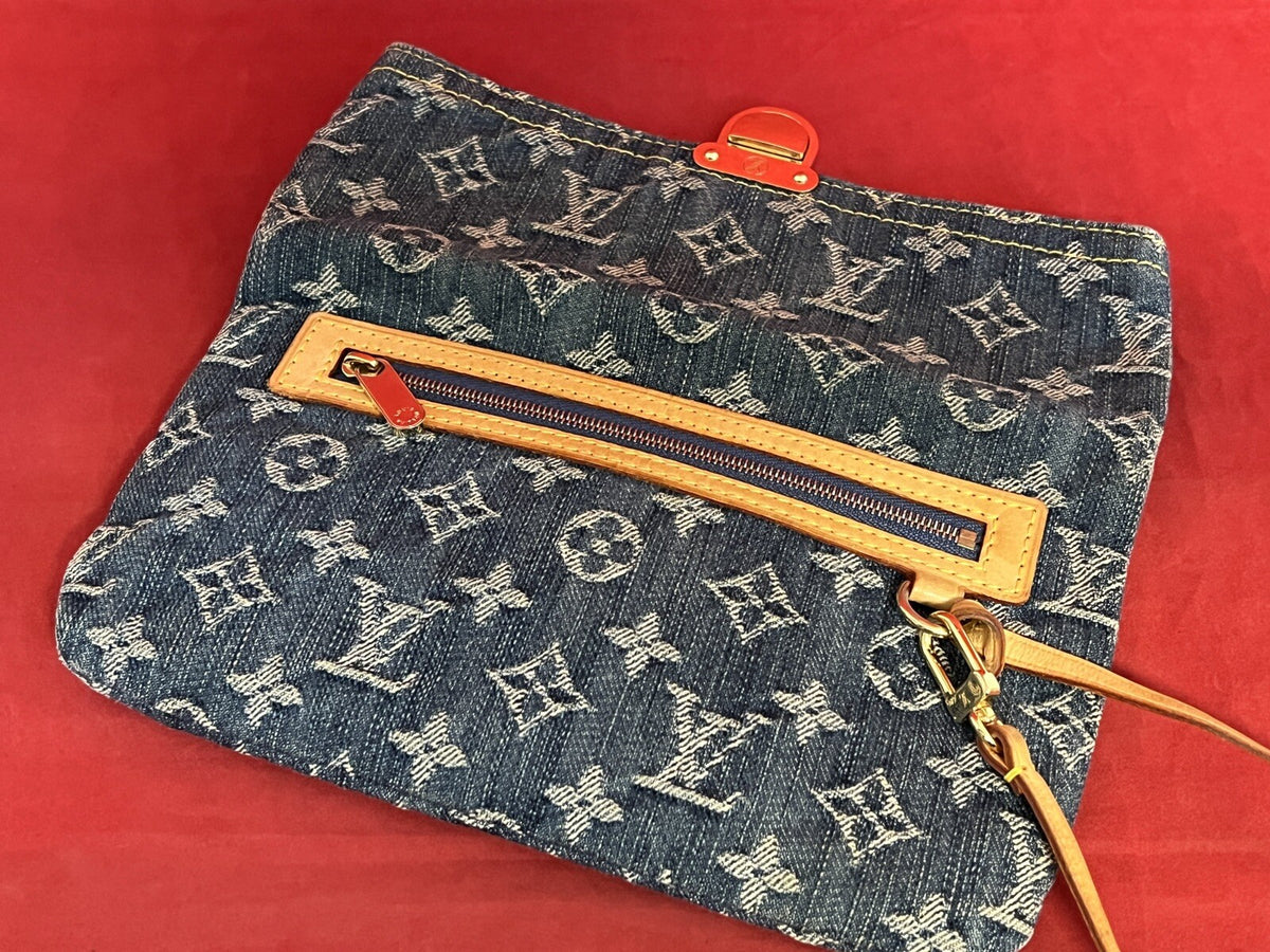 Louis Vuitton Pochette Accessoires Denim/Jeans Clutch Monogram 2006