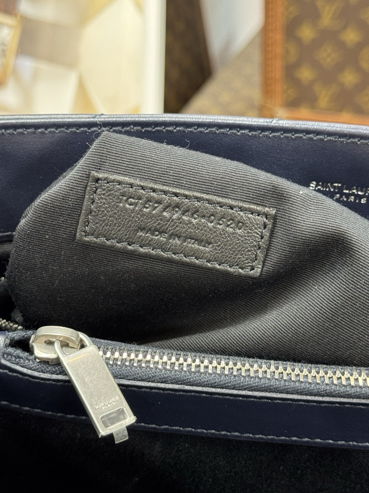 YSL Saint Laurent Loulou Medium Marine Blau Umhängetasche