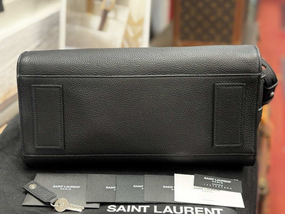 Saint Laurent Sac de Jour Medium Schwarz Leder Umhängetasche