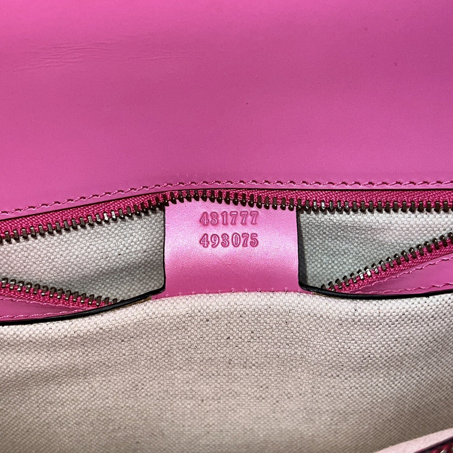 Gucci 431777 GG Marmont Pink Heart Shoulder Bag Schultertasche mit Herz Patch