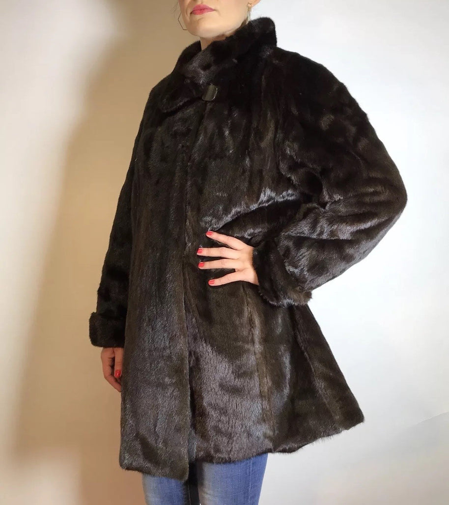 Schöne lange Nerzjacke, 3/4 Nerzmantel dunkelbraun vom Kürschner Gr. 38/40 Damen