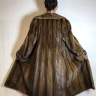 Wunderschöner langer Nerzmantel braun CANADA MAJESTIC MINK Gr. 40/42 Damen