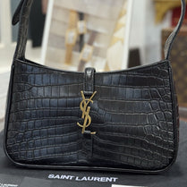 Saint Laurent Schultertasche Le 5 à 7 Hobo Bag Medium Schwarz Gold Leder