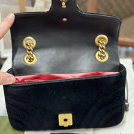 Gucci Kleine GG Marmont Schultertasche Samt Schwarz/Gold 446744