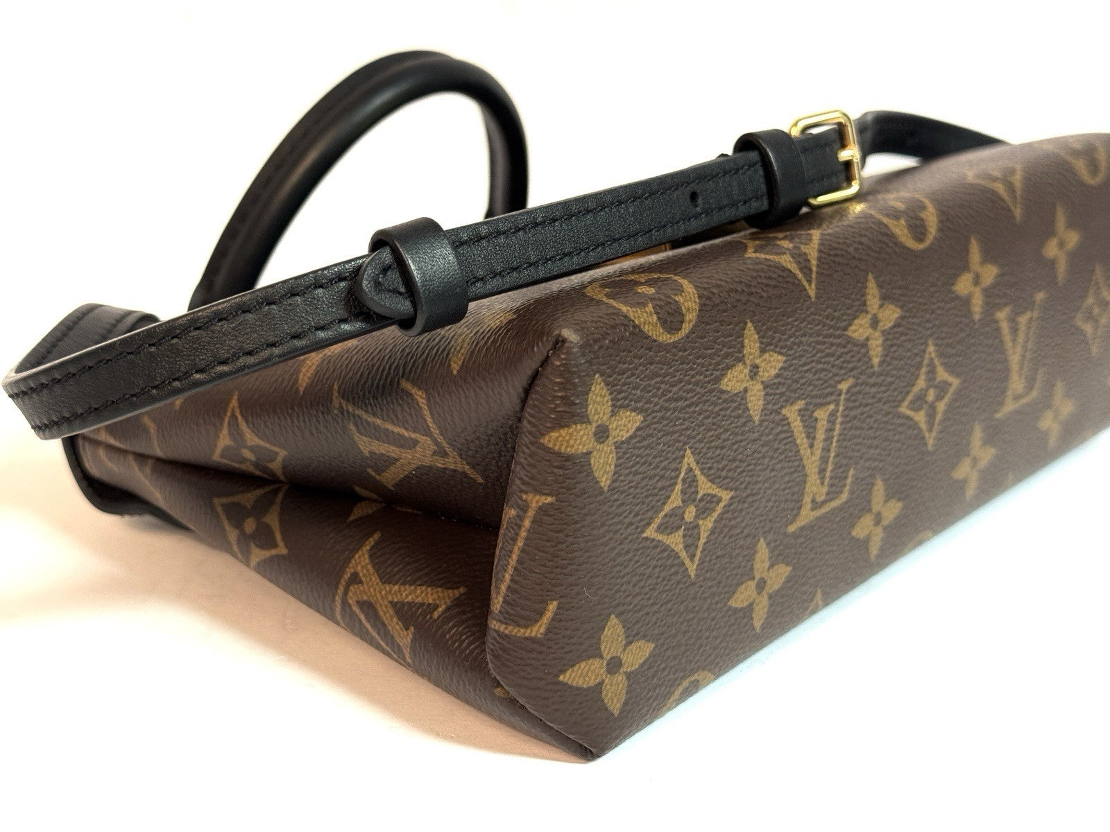 Louis Vuitton Locky BB Monogram Canvas & Schwarzes Leder Umhängetasche 2021