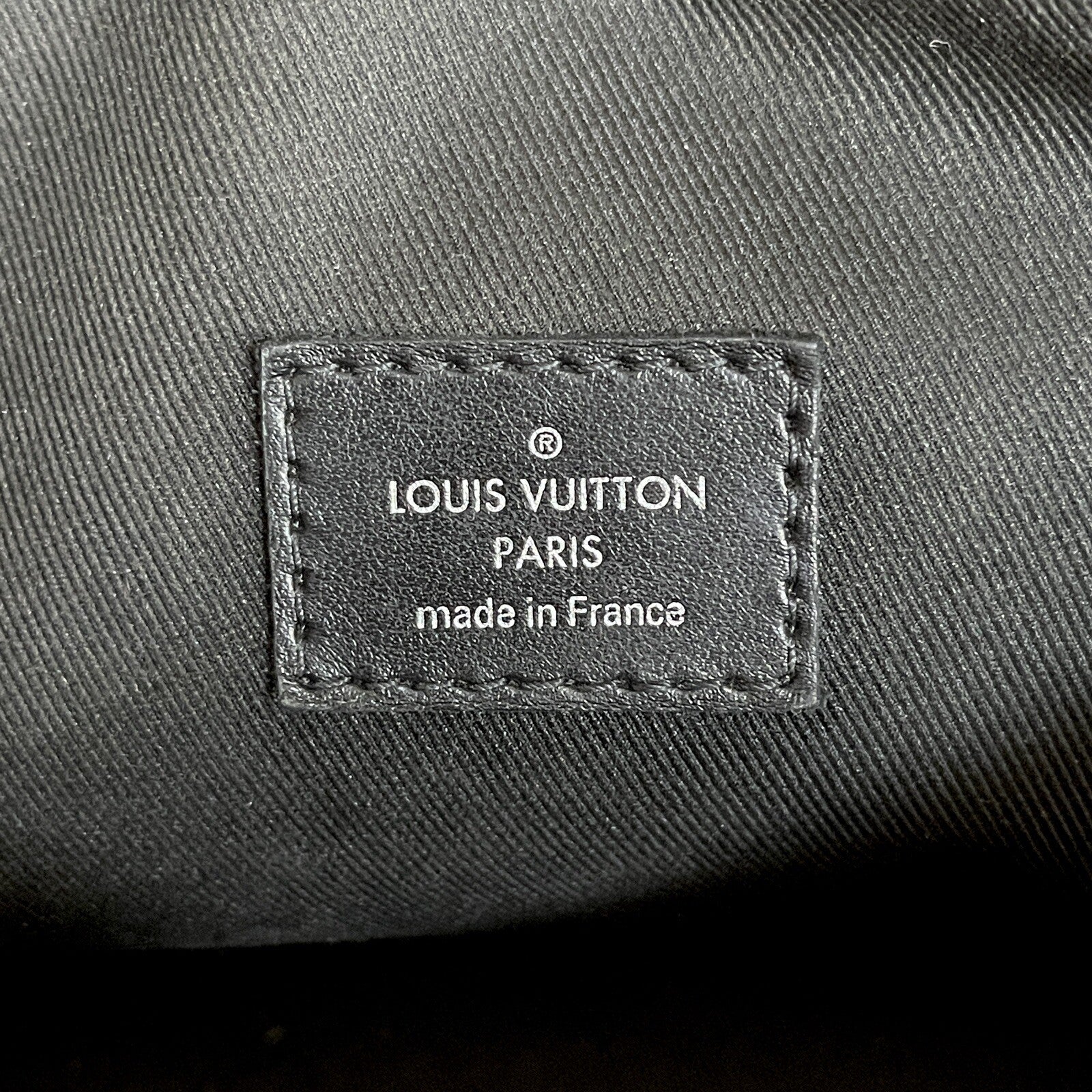 Louis Vuitton M44730 Soft Trunk Monogram Eclipse Canvas Umhängetasche 2019