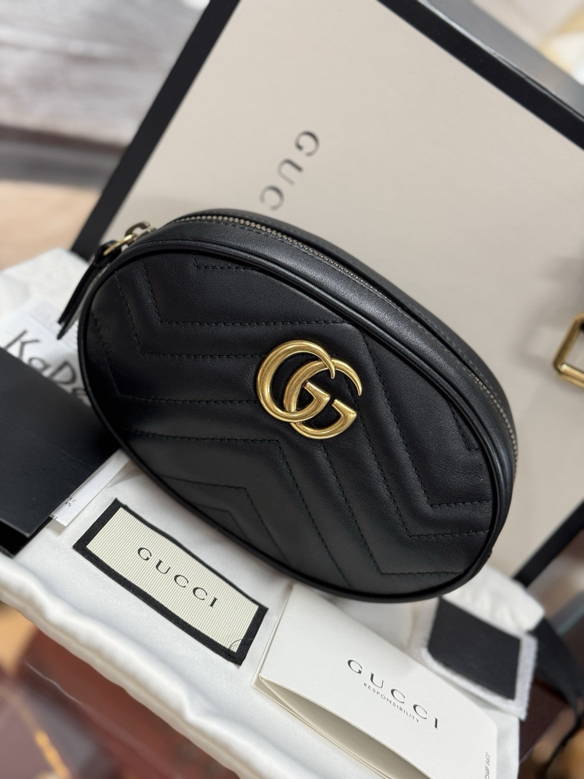 Gucci GG Marmont Gürteltasche Bumbag Leder Schwarz/Gold 476434