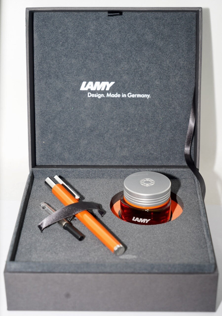 LAMY Füllfederhalter Scala Infinite Orange Limited Edition Fountain Pen Gold NEU