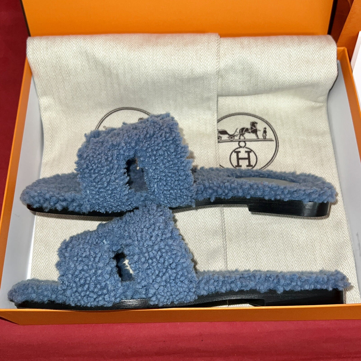 Hermes Paris Sandalen Oran Damen Lammfell Blau Gr. 37.5 mit Rechnung