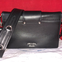 Prada Ribbon Kleine Damen Umhängetasche Leder Schwarz Shoulder Bag Black Leather