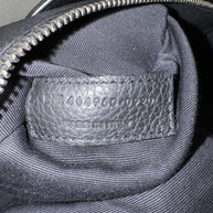 Saint Laurent Sac de Jour Medium Schwarz Leder Umhängetasche