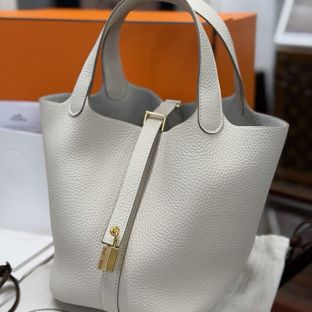 Hermes Picotin 18 Taurillon Clemence Craie Weiss 2026