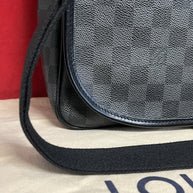 Louis Vuitton Daniel MM Messenger Bag Damier Ebene Herren Umhängetasche 2010