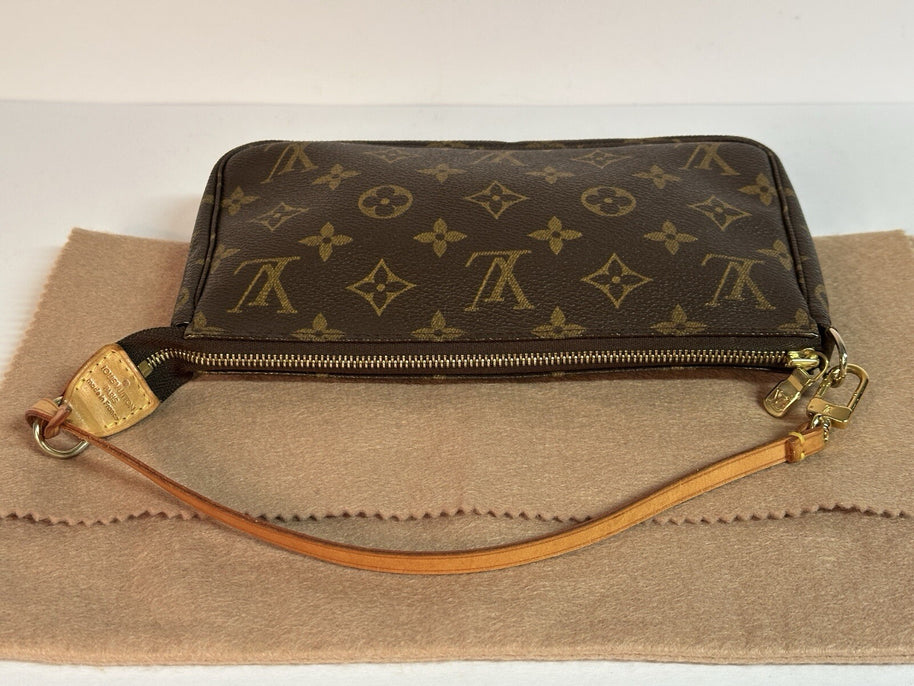 Louis Vuitton Pochette Accessoires Monogram Canvas Täschchen Clutch TOP Zustand