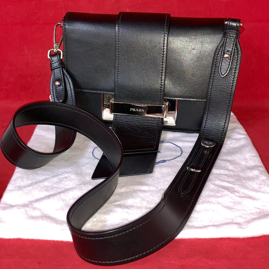 Prada Ribbon Kleine Damen Umhängetasche Leder Schwarz Shoulder Bag Black Leather