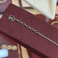 Louis Vuitton M0941A Iconic Aquamarine Armband Palladium Charm Bracelet