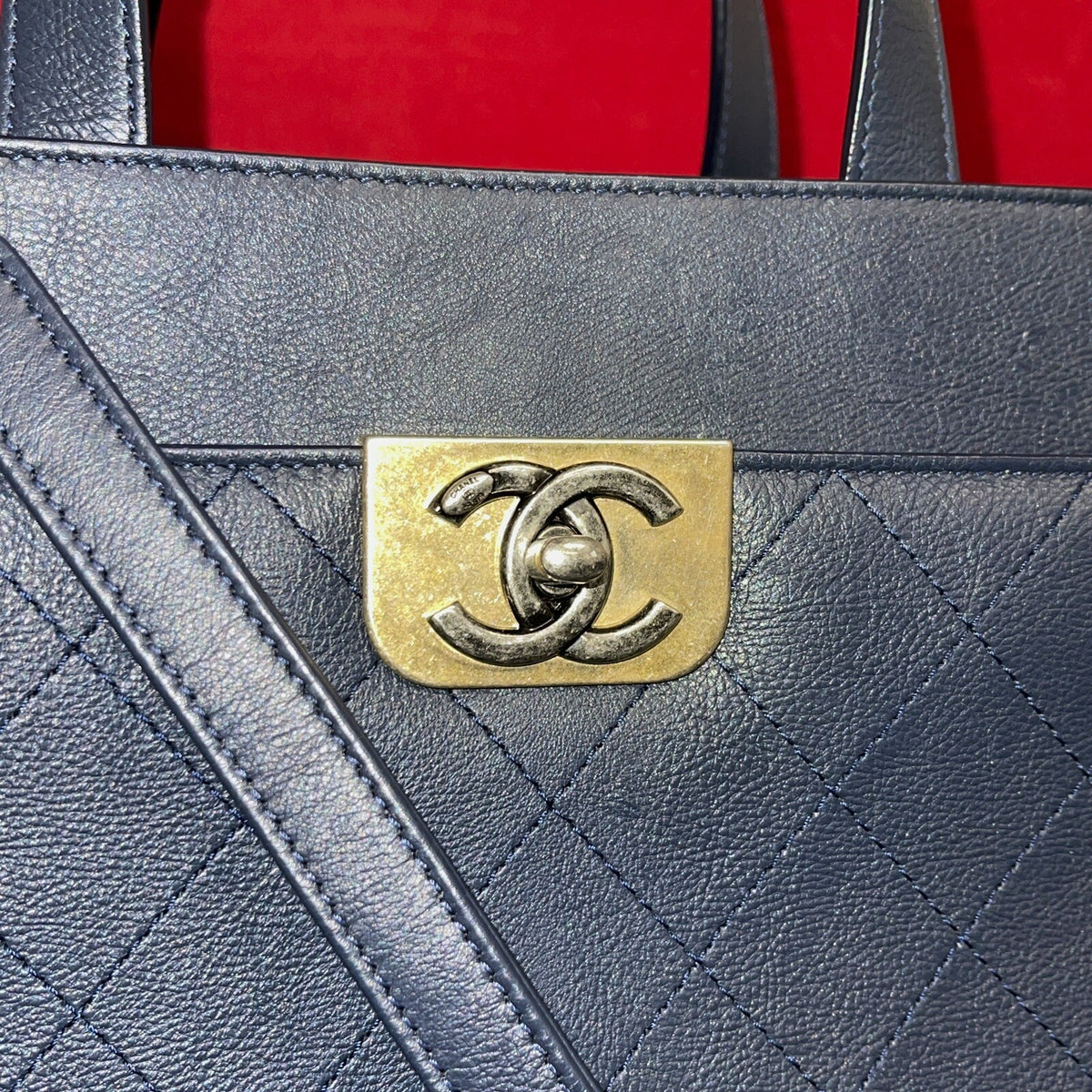 Chanel A93581 Shopping Bag Damen Umhängetasche Shopper Straight Lines Dunkelblau