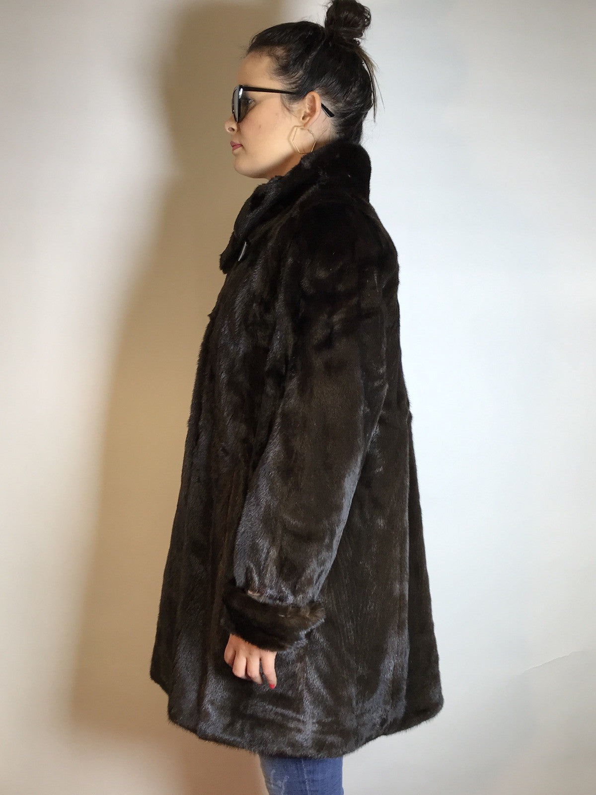 Schöne lange Nerzjacke, 3/4 Nerzmantel dunkelbraun vom Kürschner Gr. 38/40 Damen