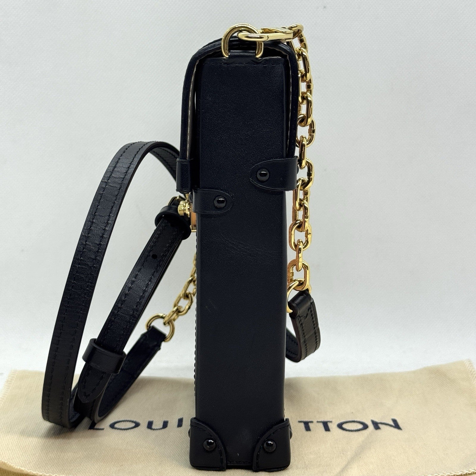 Louis Vuitton Pochette Trunk Vertical Schwarz & Rose Ballerine Epi Umhängetasche