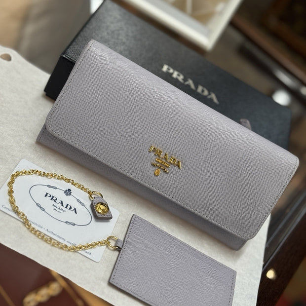 Prada 1MH132 große Geldbörse Portemonnaie Saffiano Metal Leder Violett Glicine