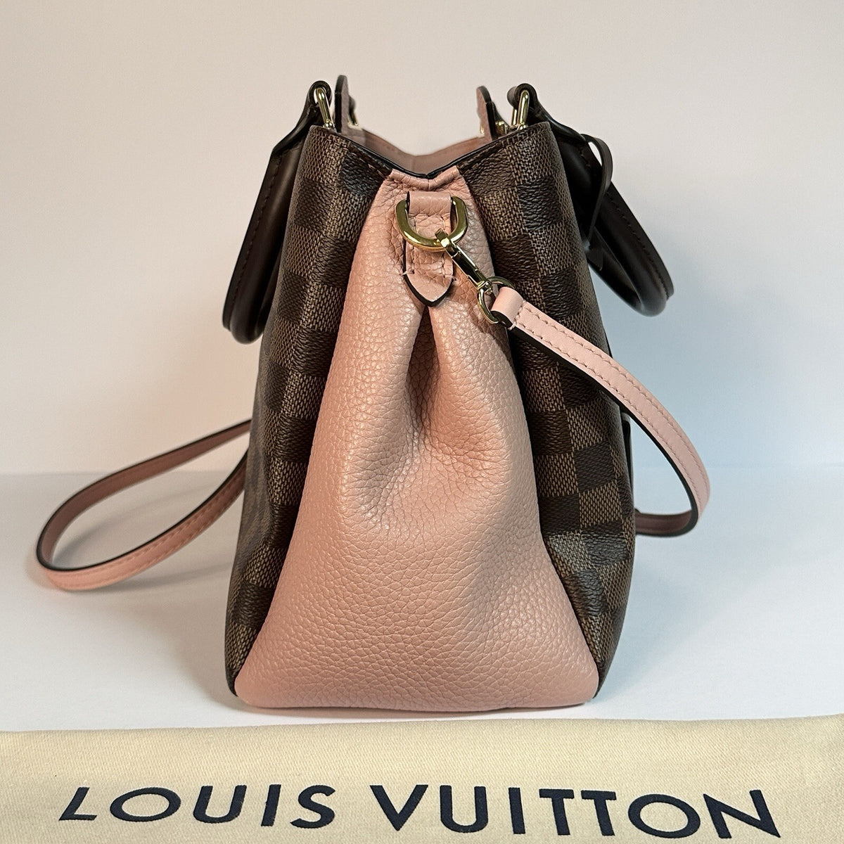 Louis Vuitton Brittany Damier Ebene & Rosa Umhängetasche Top Zustand